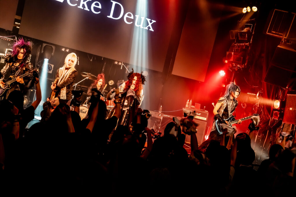 Zeke Deuxは、ワンマン公演を通して渋谷clubasiaを熱狂の渦にした