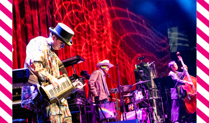 hzettrion_header_251208